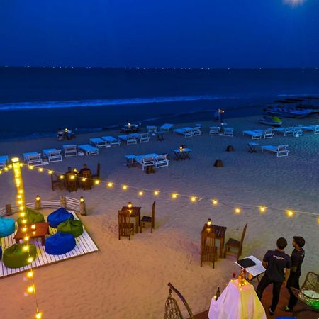 Blue Sand Beach Resort Trikunamalaja Zewnętrze zdjęcie